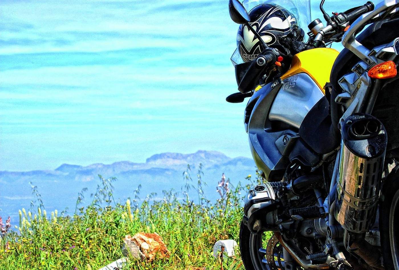 Blick zurück vom „Castell d’Alaró“ über die Tiefebene.