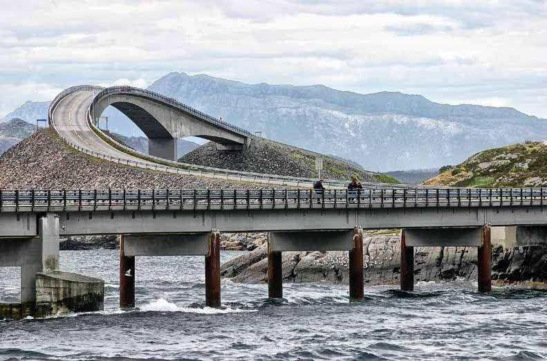 Die Storseisund-Brücke ist die längste der sieben Atlantikweg-Brücken.