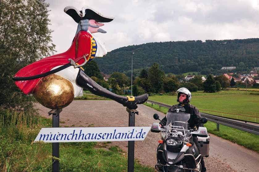 Der Lügenbaron grüßt: Münchhausenland im Weserbergland.